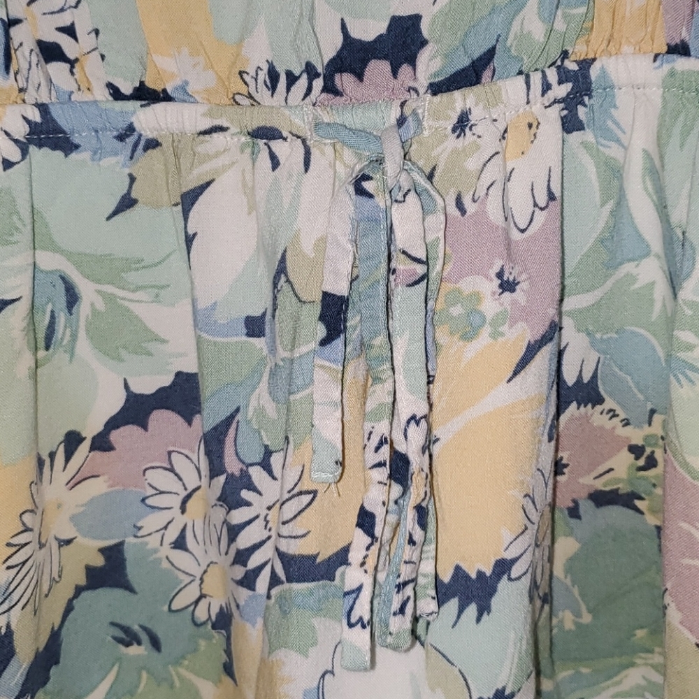 Lauren Conrad Dress - Picture 2 of 11